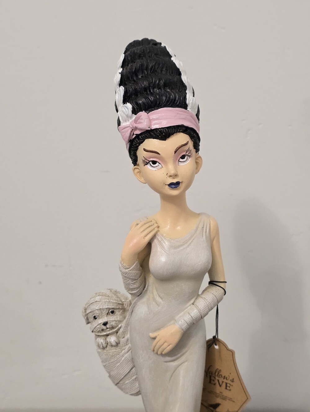 Frankenstein Bride Holding a Puppy Halloween Figurine New